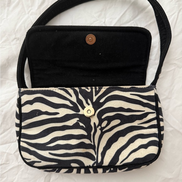 Glassons Zebra Print Women's Bag - Picture 7 of 8